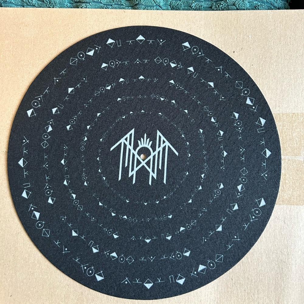 Sleep token slip mat
